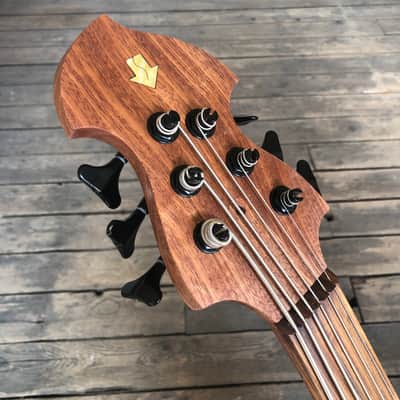 Short scale 6 string fretless bass guitar by JL 2023 - Sapele image 6
