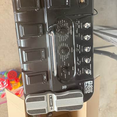 Line 6 Floor POD Plus Multi-Effect and Amp Modeler | Reverb