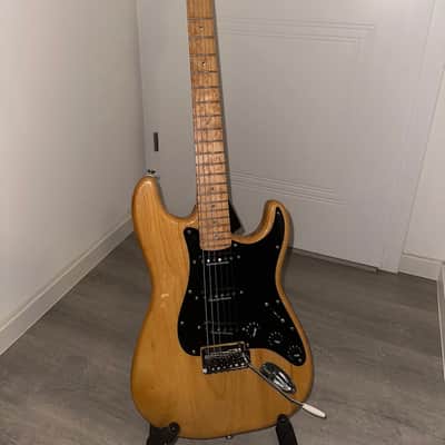 Fender Special Edition Lite Ash Stratocaster 2004 - 2008 - Natural image 2