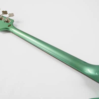 Epiphone Thunderbird '64 Bass Guitar - Iverness Green image 10