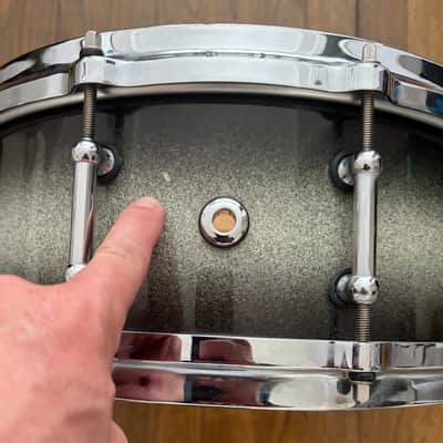 Pearl Masters Maple 5.5"x14" snare drum tube lugs - Lacquer image 4
