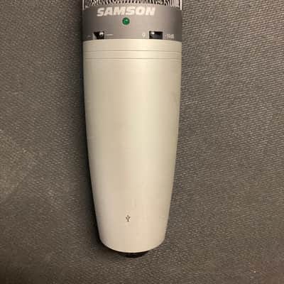Samson C03U Multi-Pattern USB Studio Condenser Microphone With Samson SP04 Spider Shockmount image 5