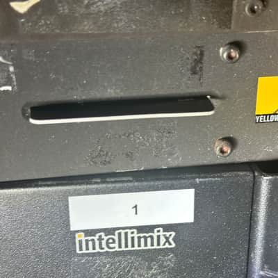 Yellowtec Vip1 with card image 3