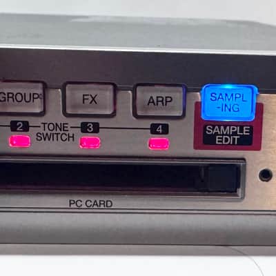 Roland Fantom-XR Rackmount Synthesizer Module 2004 - 2010 - Silver image 5