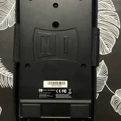 Native Instruments Traktor X1 MK1 with original case image 4