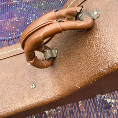 Gibson Guitar Case - Canadian made J-45/Hummingbird/J-50 image 8