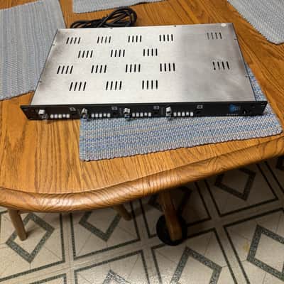 API 3124v 2022 - Black and Blue image 6
