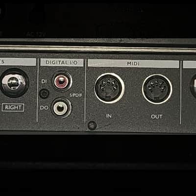 TC Electronic M300 Dual Engine Effects Processor 2000s - Silver image 2