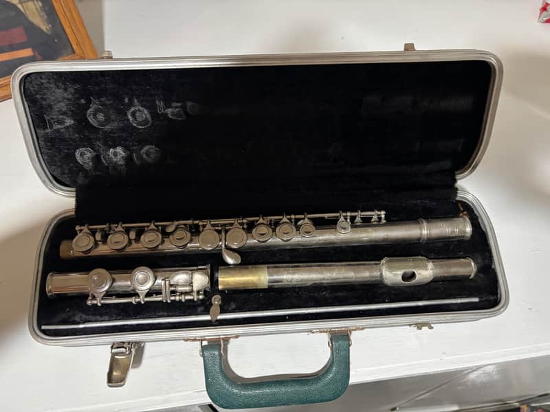 Selmer Bundy Bundy mid 80's - silver metal with Original Case Very Good Condition image 1