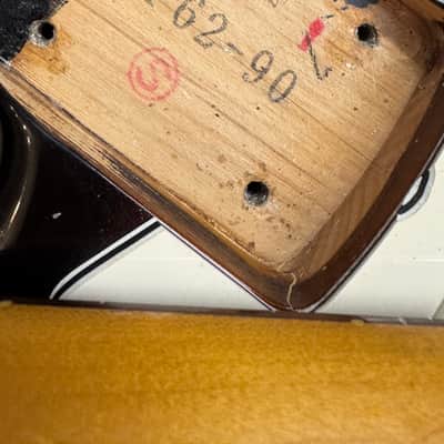 Immagine 1989/99 Fender Stratocaster ST62-90 sunburst US Pickups - 17