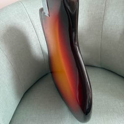 Fender Jaguar 1966 Sunburst Collectors Grade image 5