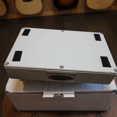 Effectrode LA-1A Super High Resolution Leveling Amplifier 2010s - Cream image 7