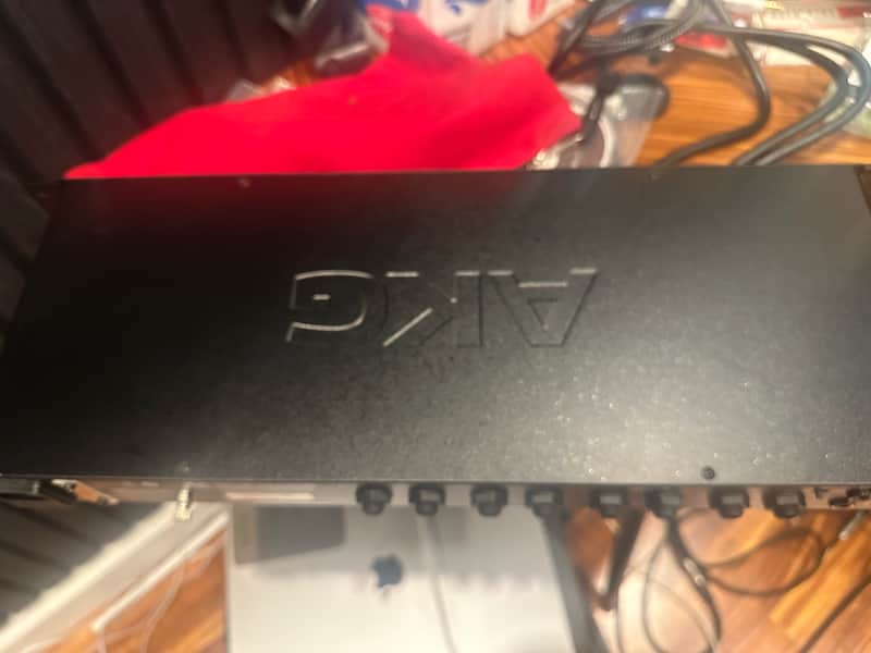 AKG HP6E 6-Channel Matrix Headphone Amp