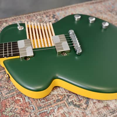 Tao Guitars - Disco Volante “Buren” - ZIELONY GREEN / RACE YELLOW - 2025 image 4