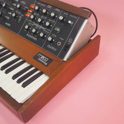Moog Minimoog Model D serial 2xxx, pro serviced. image 5