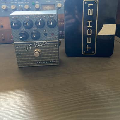 Tech 21 Sans Amp VT Bass (parallel clean DI out mod) 2000s image 2