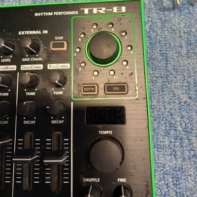 Immagine Roland AIRA TR-8 Rhythm Performer Drum Machine 2014 - Present - Black - 2