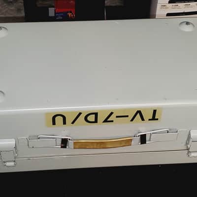 TV-7 D/U "Near Mint" w/Accessories refurbished/calibrated May 2026 image 8