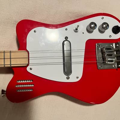 Loog Mini Electric 3-string guitar with built in amp and speaker Red image 2