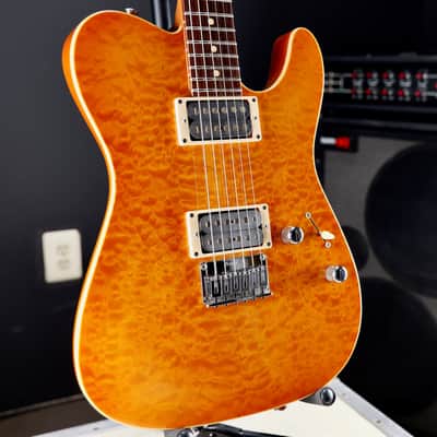 Tom Anderson Cobra Translucent Amber Burst with Binding image 1