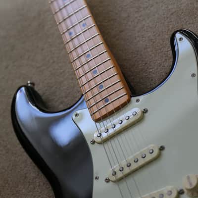 Fender The Edge Artist Series Signature Stratocaster 2016 - 2019 - Black image 13