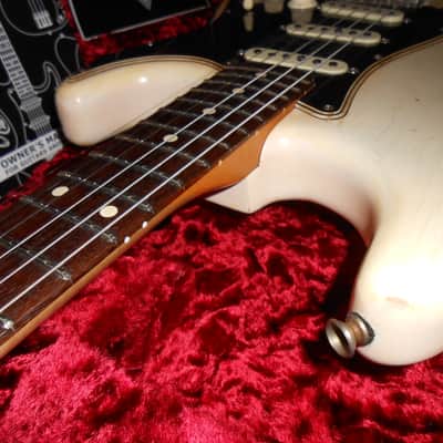 Fender Road Worn 2009-2015 - Olympic White w/ Custom Shop Ancho Poblano hand-wound pickups & CS case image 5