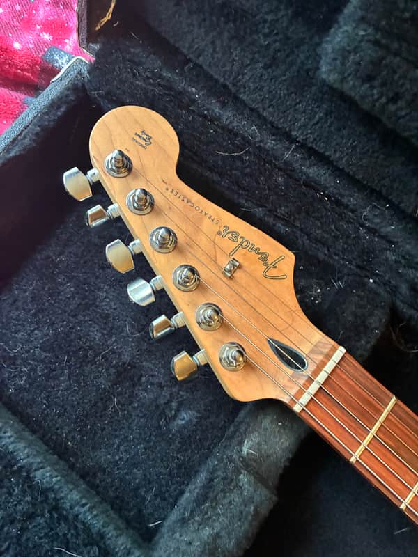 Fender LE Players Strat 2021 - 3 color sunburst image 1