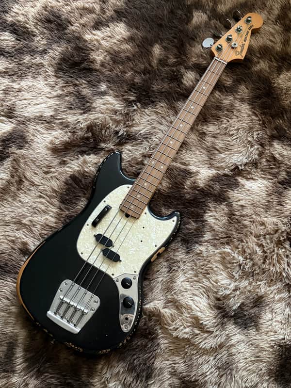 Fender Justin Meldal-Johnsen Road Worn Signature Mustang Bass