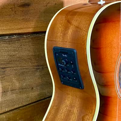 Fender Kingman Bass With Gigbag - Shaded Edge Burst image 6