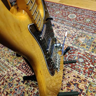 Fender Alternate Reality Series Sixty-Six HSS with Maple Fretboard 2019 - Natural image 10