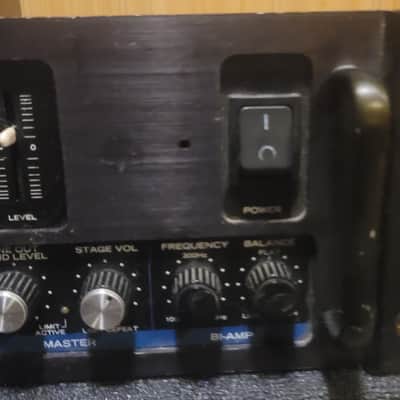 Ampeg SVT-400T 400-Watt Rackmount Bass Amp Head - Black image 6