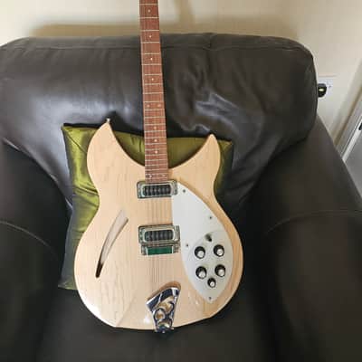 Rickenbacker 330/12 2008 - Mapleglo image 1