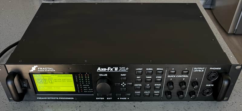 Fractal Audio AXE FX II XL+ 2018 - Black image 1