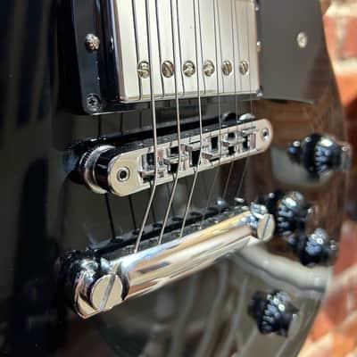 Gibson Les Paul Studio 2022 - Ebony (Inc Gig Bag) image 8