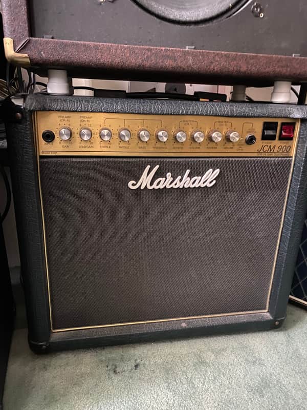 Marshall JCM 900 année 1990 - noire image 1