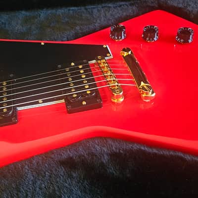 Gibson Lzzy Hale Signature Explorbird 2022 - Cardinal Red image 1
