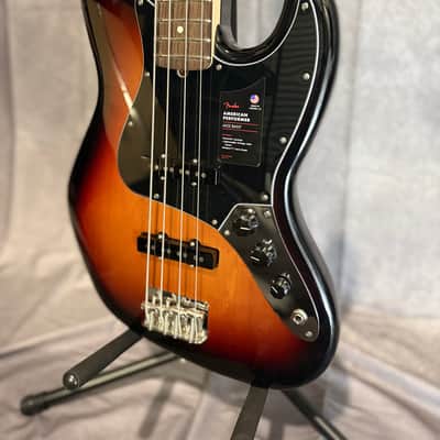 Fender American Performer Jazz Bass 2024 - Sunburst image 4