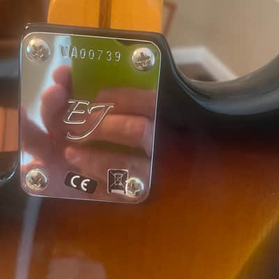 Fender Eric Johnson Signature '54 "Virginia" Stratocaster 2020 - Present - 2-Color Sunburst image 5