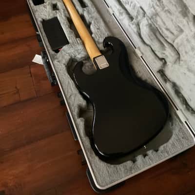 Ibanez 2609B Professional Black Eagle Double Cutaway 4-String Bass with Maple Fretboard 1970s - Black image 3