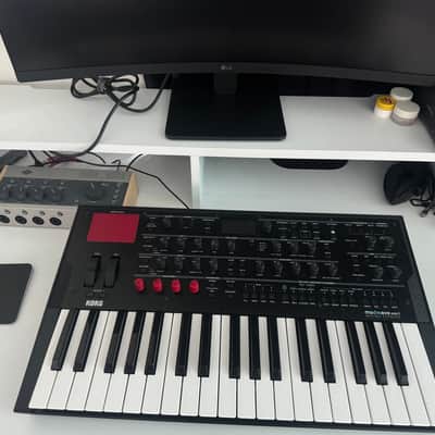 Korg Modwave mkii 37-Key Wavetable Synthesizer 2024 - Present - Black