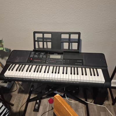 Casio CT-X700 61-Key Portable Keyboard 2010s - Black