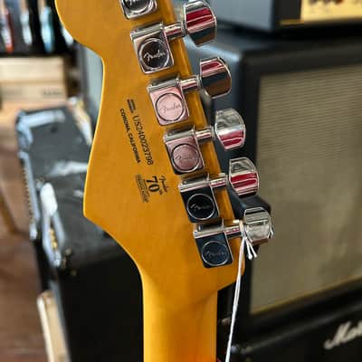 Fender American Professional II FSR Thinline Stratocaster - Transparent Shell Pink /8lbs. 1.8oz #US240023798 image 9