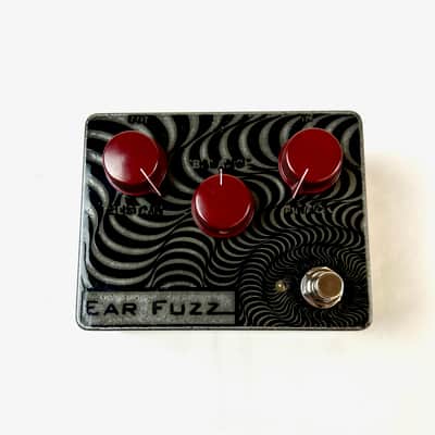 Ear Fuzz Effects | Reverb