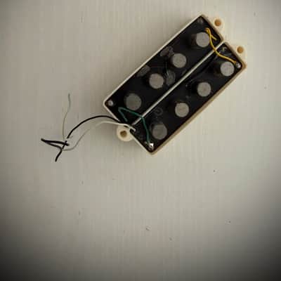 1976 RARE MUSICMAN STINGRAY BASS LONG POLES PICKUP - CREAM COVER image 3