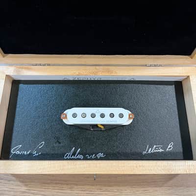 Seymour Duncan Zephyr Silver Strat Middle Pickup White 11209-02-RwRp-W NOS 2011 image 2