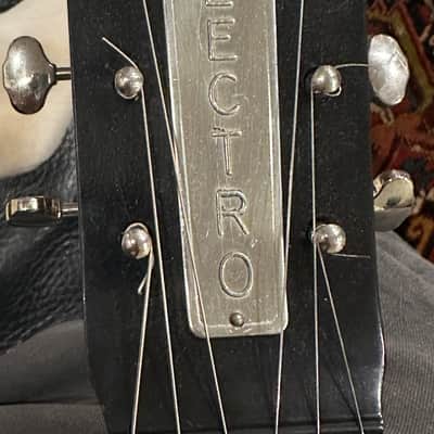 Rickenbacher Model B lap steel 1944/1945 - Bakelite image 2