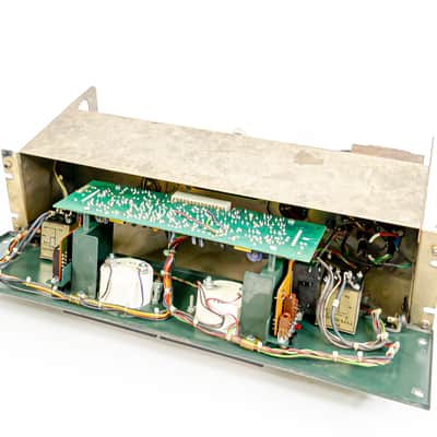 Altec Lansing 9743A Dual Band Limiting Amplifier - Tightens the Lows and Keeps the Highs Articulate image 6