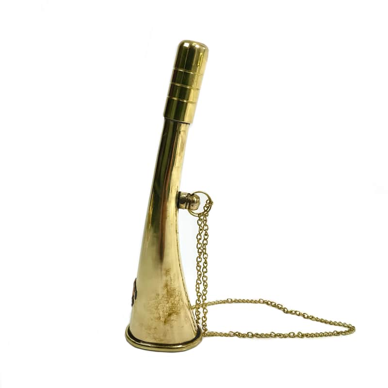 The Ventiano Small Brass Hunting Bugle Horn with Chain - Tune to D image 1