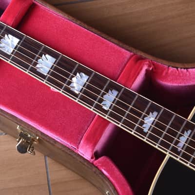 Gibson Custom Historic 1957 SJ-200 Vintage Sunburst image 6
