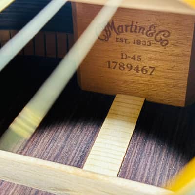 Martin Standard Series D-45 2013 - Natural image 17